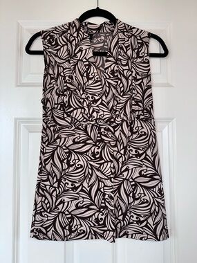 Sleeveless V-Neck Printed Women’s Top in Brown and Cream Sz M